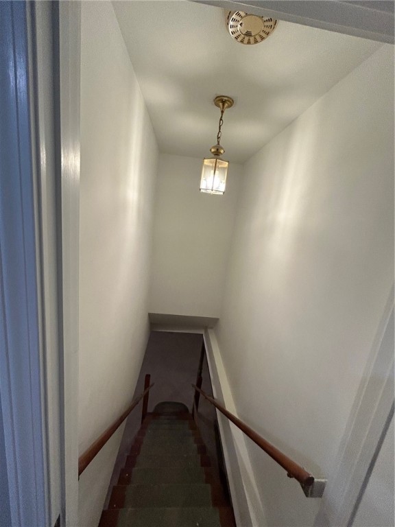 4104 Flat River Road Coventry, RI 02827 - Photo 39 of 48