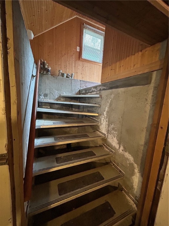 4104 Flat River Road Coventry, RI 02827 - Photo 44 of 48