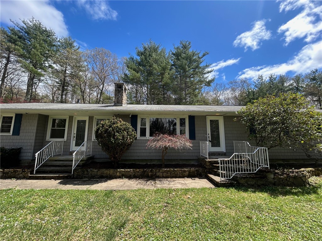 4104 Flat River Road Coventry, RI 02827 - Photo 5 of 48