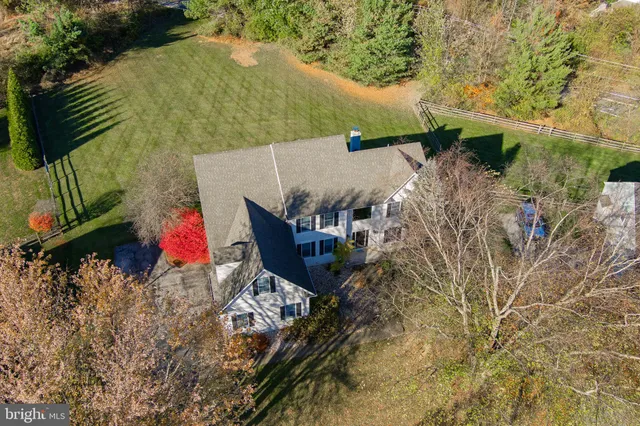 $749,900 | 408 Willowbend Court, Hockessin, DE 19707