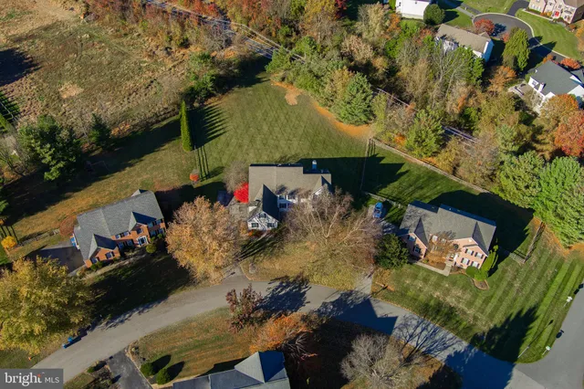 $749,900 | 408 Willowbend Court, Hockessin, DE 19707