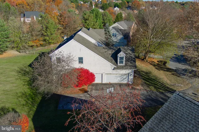 $749,900 | 408 Willowbend Court, Hockessin, DE 19707