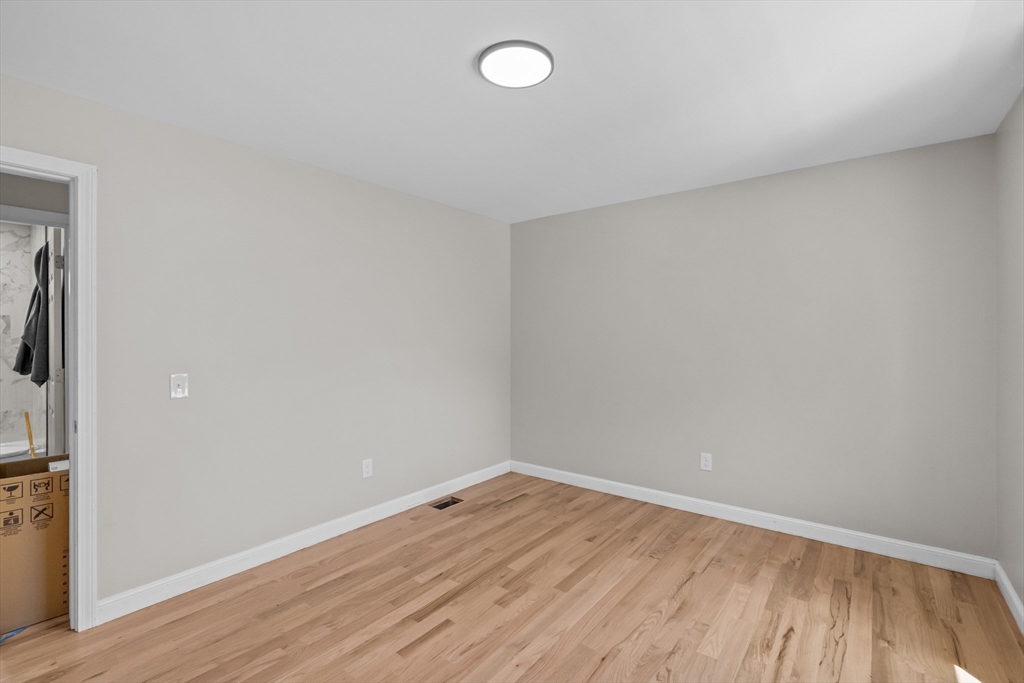 37 Murray Street Providence, RI 02909 - Photo 20 of 35