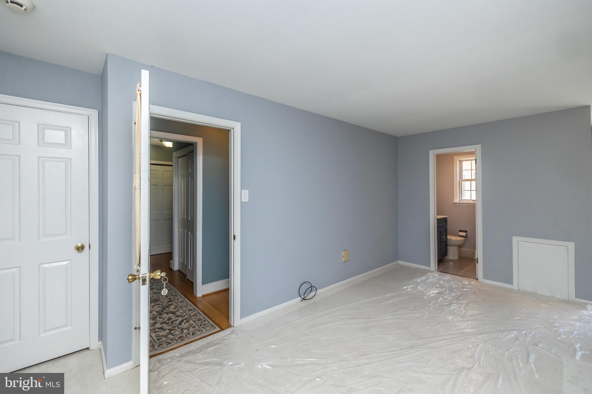 146 Logtown Road Media, PA 19063 - Photo 36 of 128 Spacious room with inviting light.
