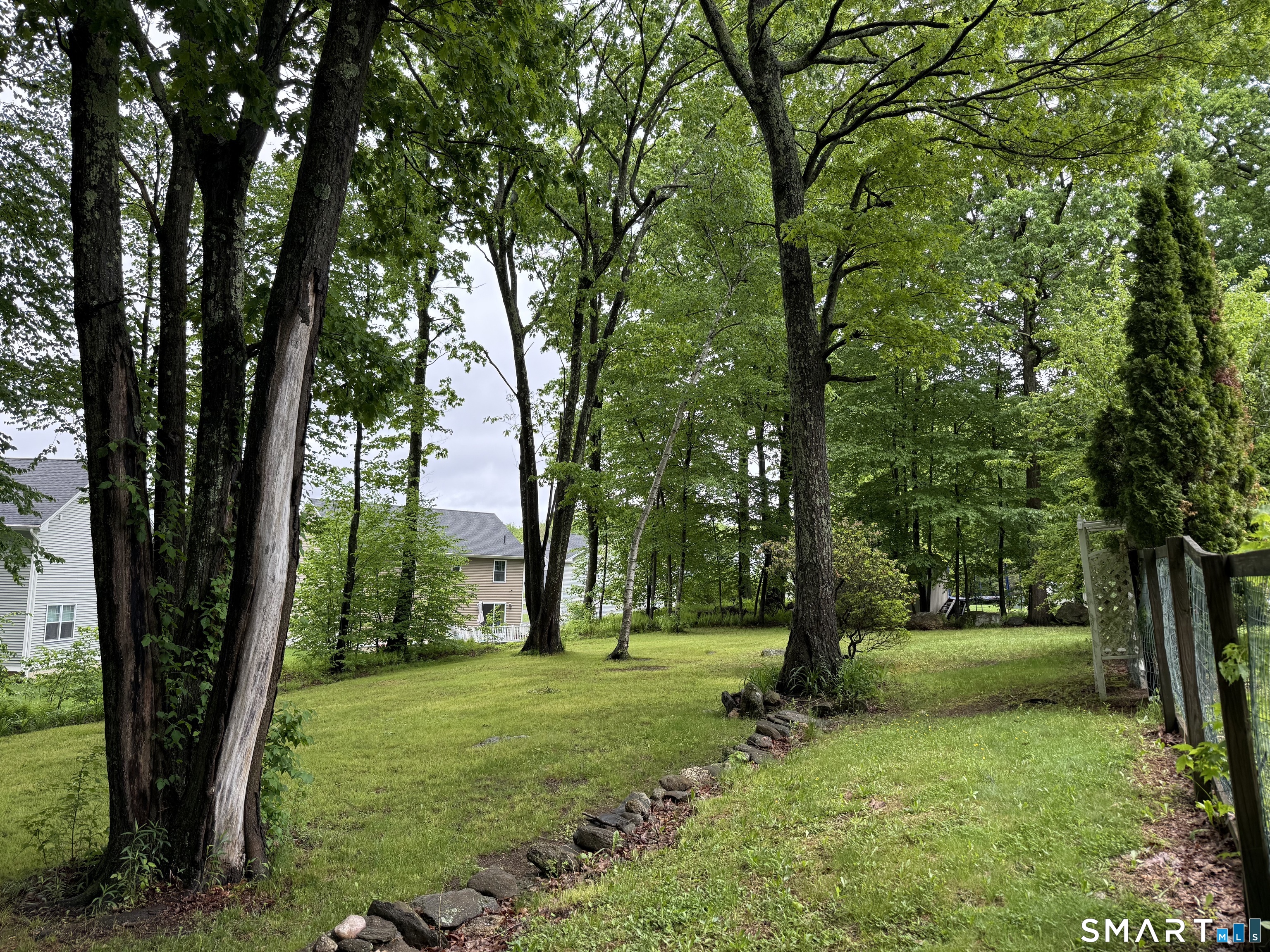 120 Tyler Way Bristol, CT 06010 - Photo 27 of 35