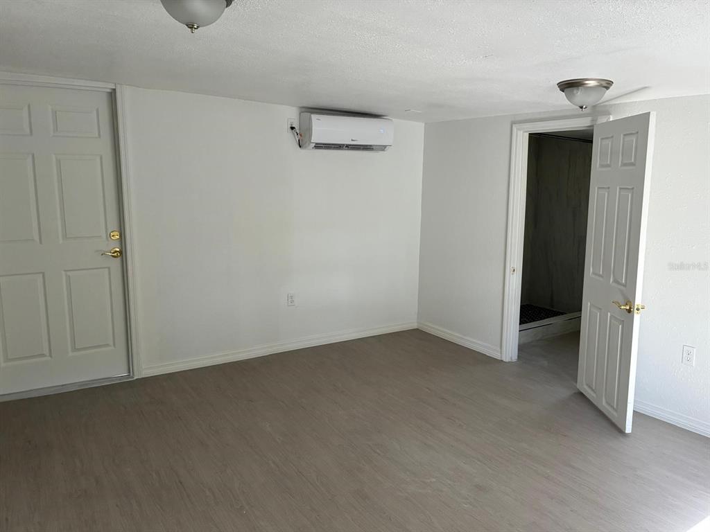 1008 Nebraska Street Leesburg, FL 34748 - Photo 19 of 26 a view of an empty room