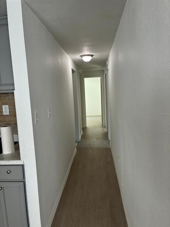 1008 Nebraska Street Leesburg, FL 34748 - Photo 8 of 26 a view of a hallway