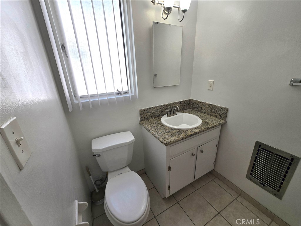 439 Le Doux Road, Unit 1 Los Angeles, CA 90048 - Photo 15 of 24