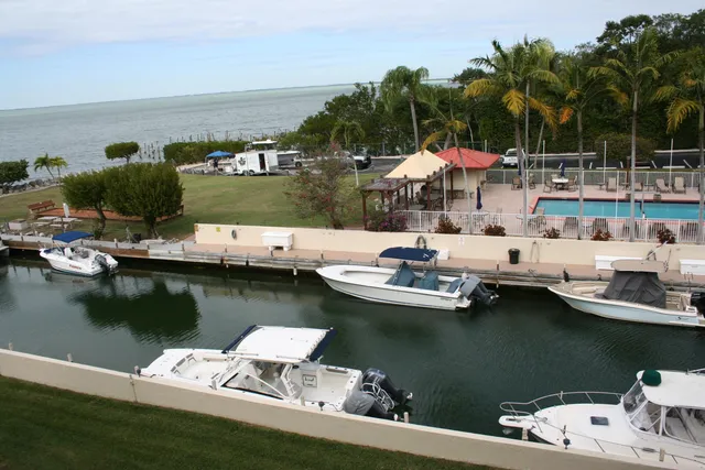 $825,000 | 104500 Overseas Highway, Unit 302, Key Largo, FL 33037
