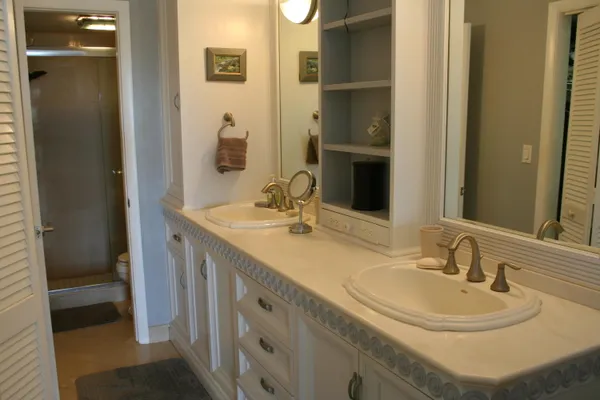 $825,000 | 104500 Overseas Highway, Unit A302, Key Largo, FL 33037