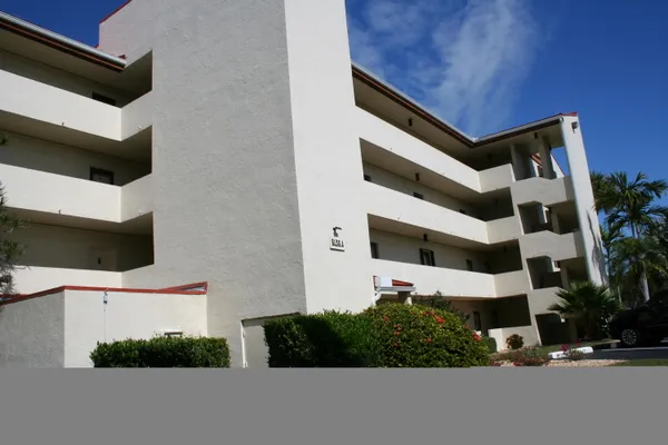 $825,000 | 104500 Overseas Highway, Unit A302, Key Largo, FL 33037