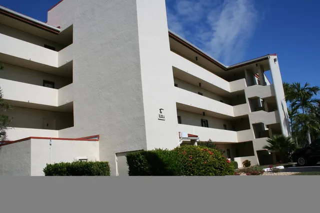 $825,000 | 104500 Overseas Highway, Unit 302, Key Largo, FL 33037