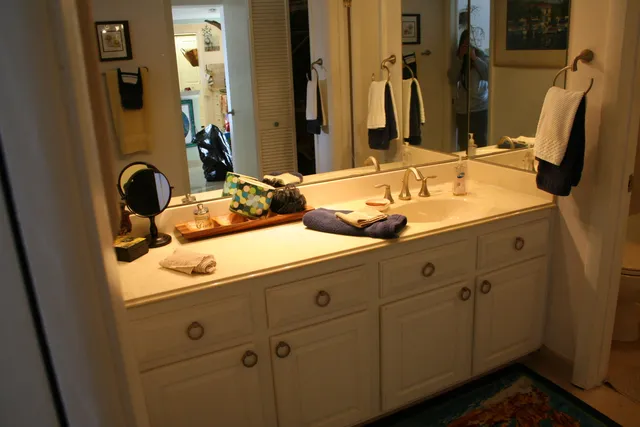 $825,000 | 104500 Overseas Highway, Unit 302, Key Largo, FL 33037