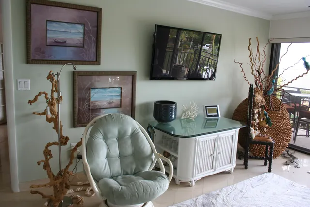 $825,000 | 104500 Overseas Highway, Unit 302, Key Largo, FL 33037