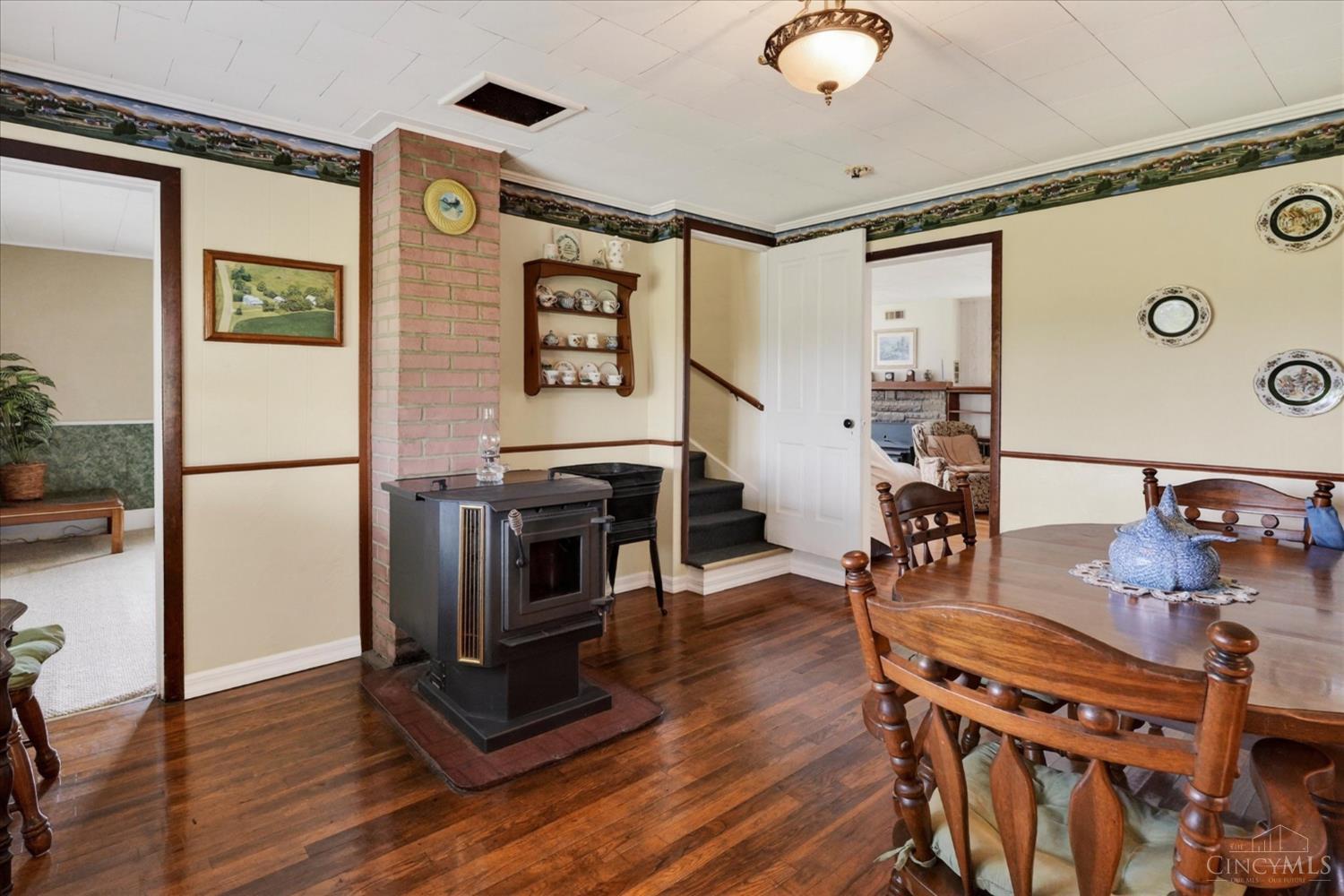 10591 East Prospect Road Hillsboro, OH 45133 - Photo 6 of 52
