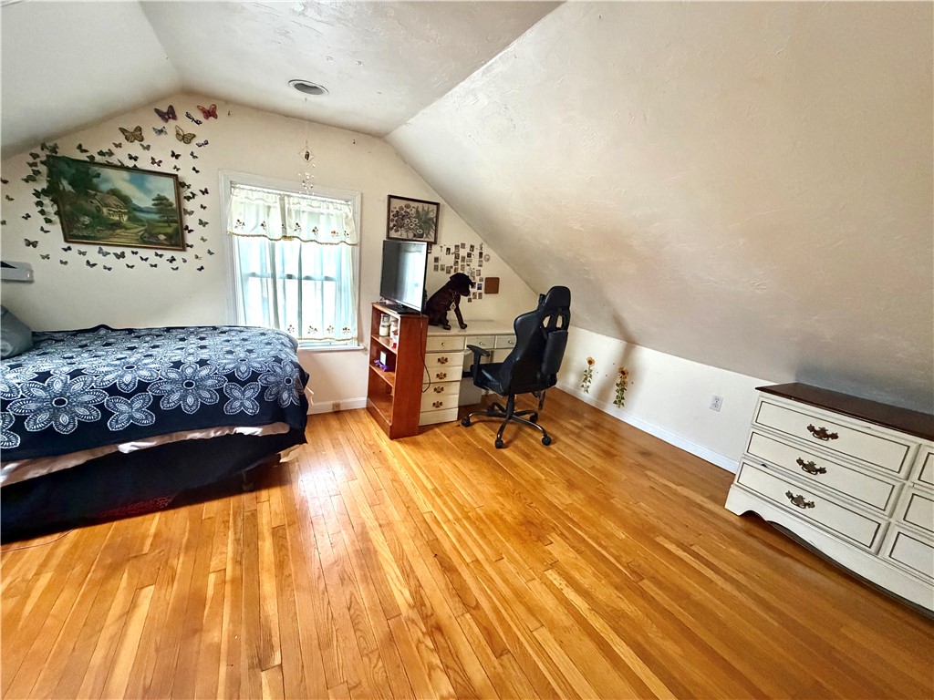 52 Duchess Road Cumberland, RI 02864 - Photo 17 of 24