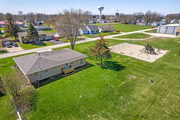 $299,990 | 356 East Ann Street, Somonauk, IL 60552