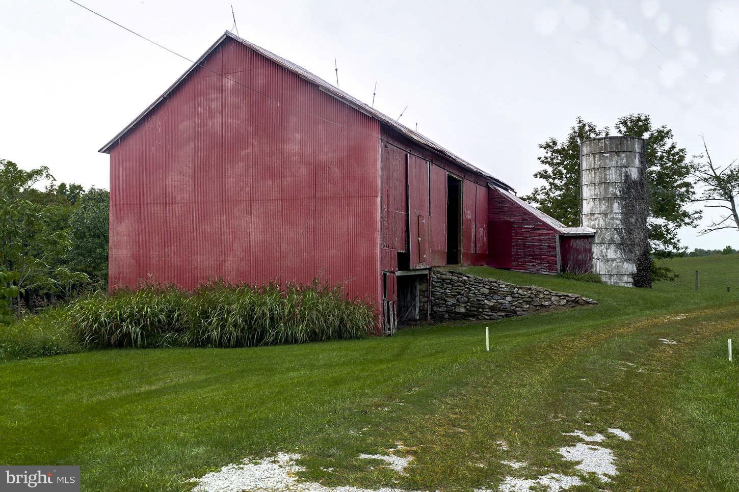 5609 Amos Reeder Road Boonsboro, MD 21713 - Photo 22 of 29 Traditional Maryland Style Bank Barn