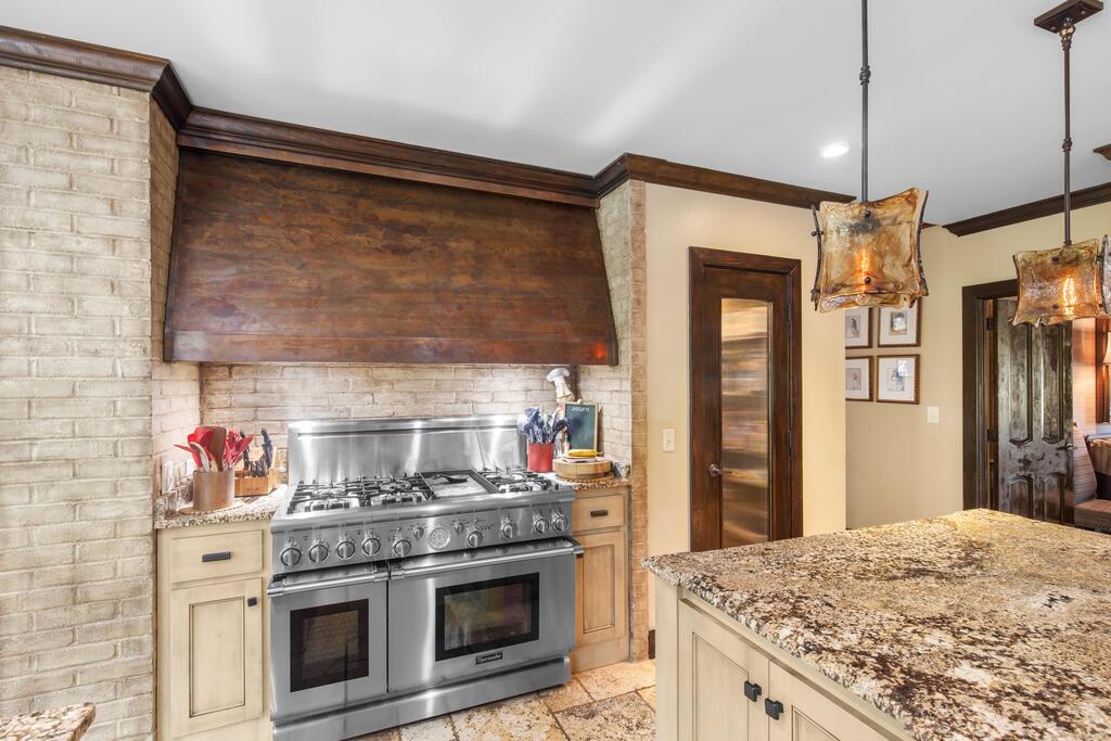 3300 Ridgewood Drive Dothan, AL 36303 - Photo 6 of 54 Gallery Image 6