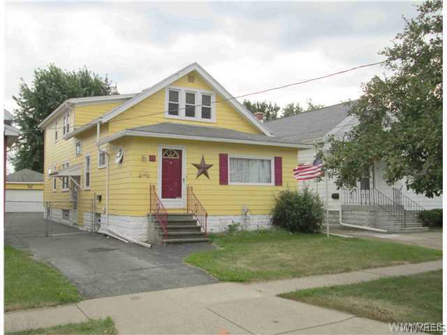73 Peach Tree Road Cheektowaga, NY 14225 - Photo 1 of 1 Exterior Front