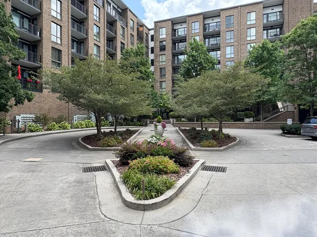 $1,650 | 200 Manufacturers Road, Unit 630, Chattanooga, TN 37405