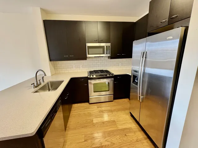 $1,650 | 200 Manufacturers Road, Unit 630, Chattanooga, TN 37405