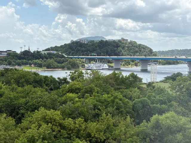 $1,650 | 200 Manufacturers Road, Unit 630, Chattanooga, TN 37405