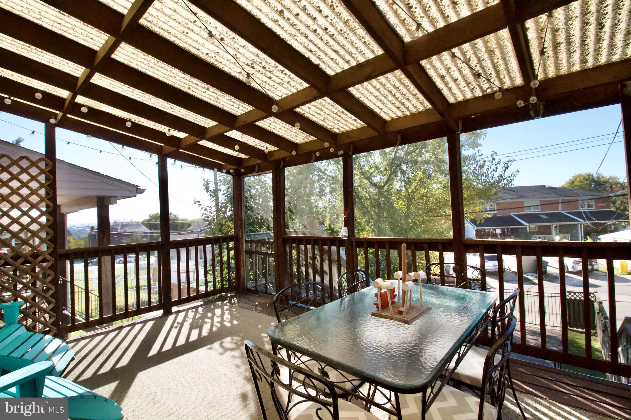 1035 Downton Road Baltimore, MD 21227 - Photo 26 of 31 Screened in Porch