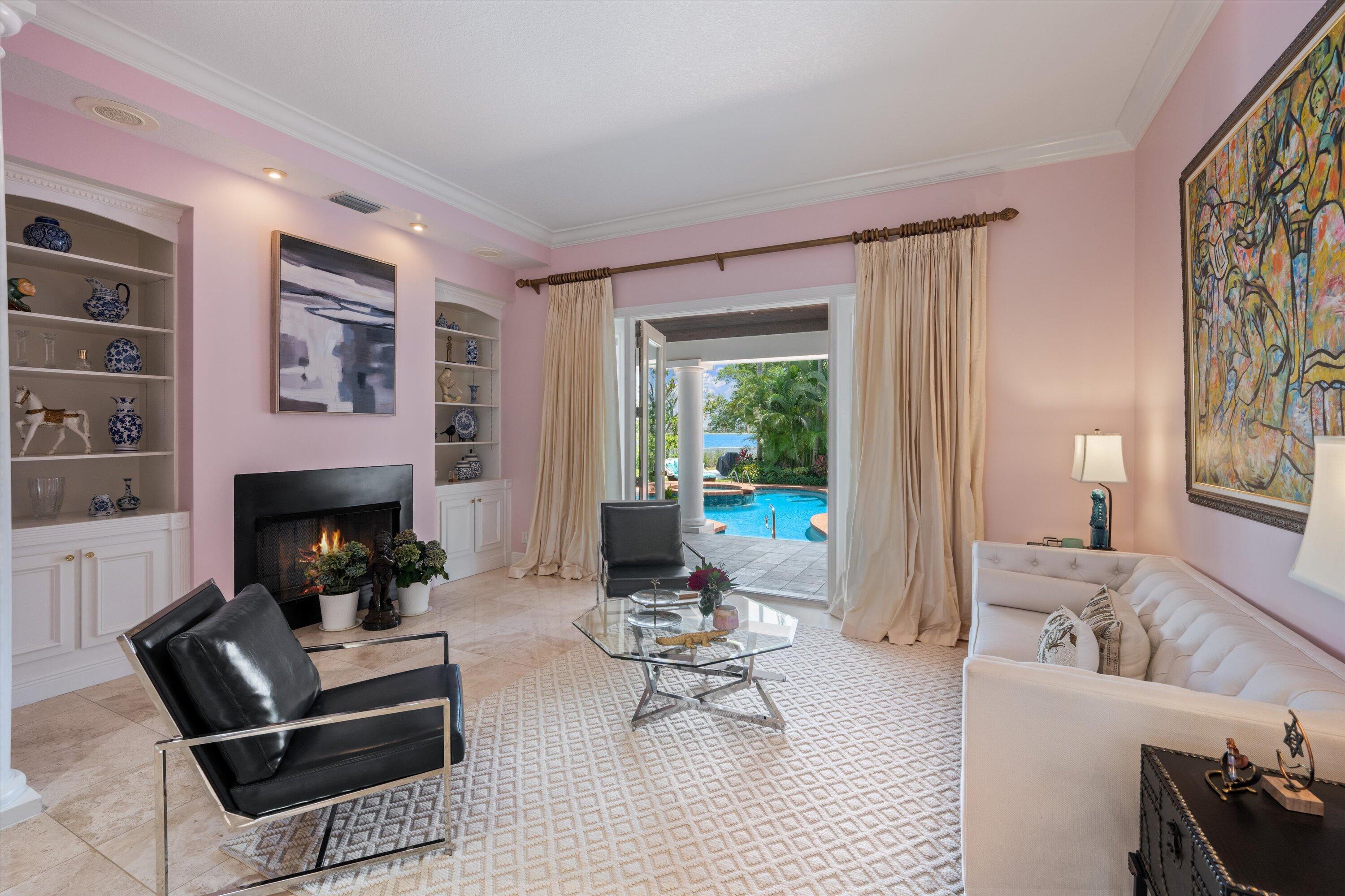 2 Firestone Circle West Palm Beach, FL 33401 - Photo 17 of 48 Living Room