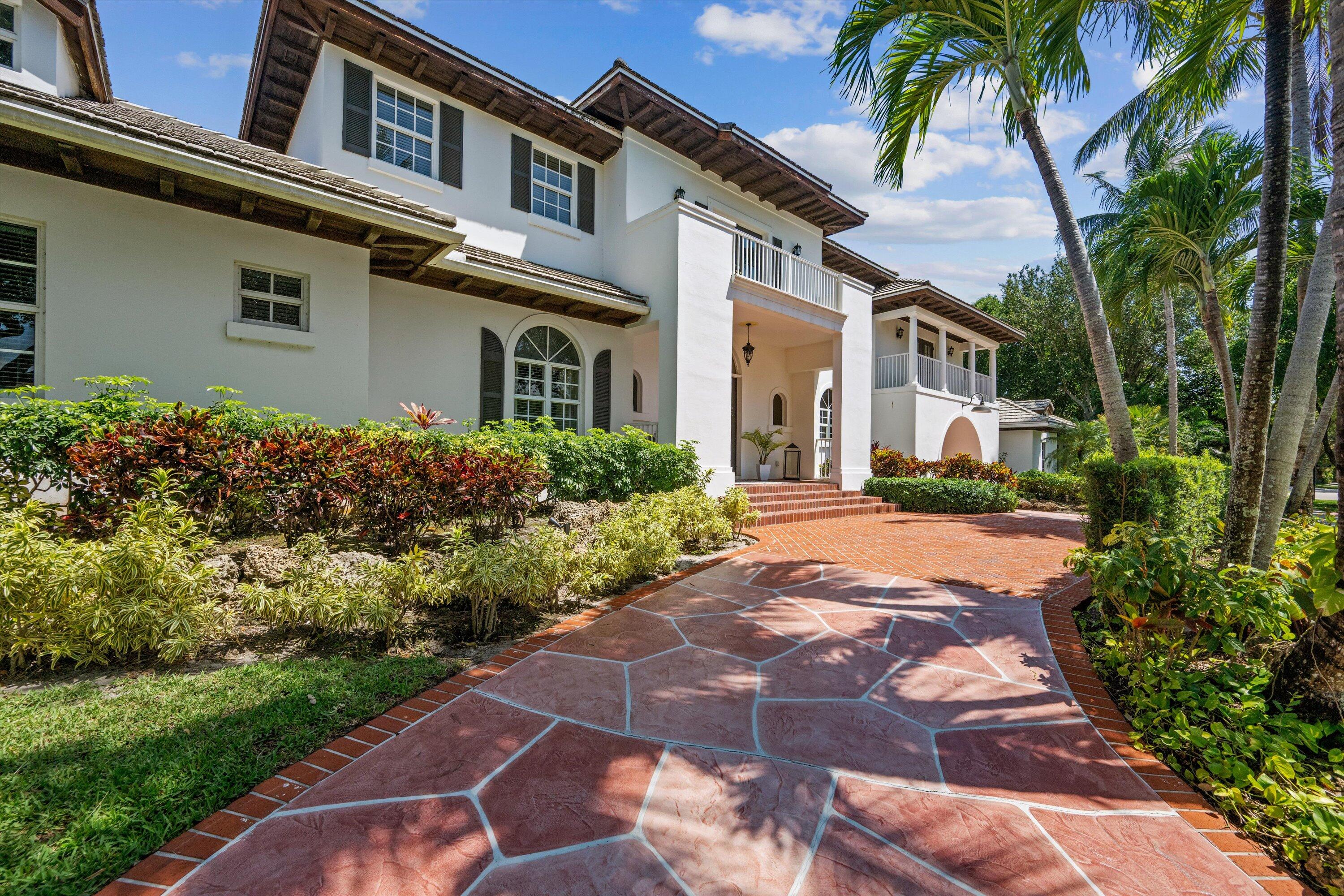 2 Firestone Circle West Palm Beach, FL 33401 - Photo 4 of 48 Front