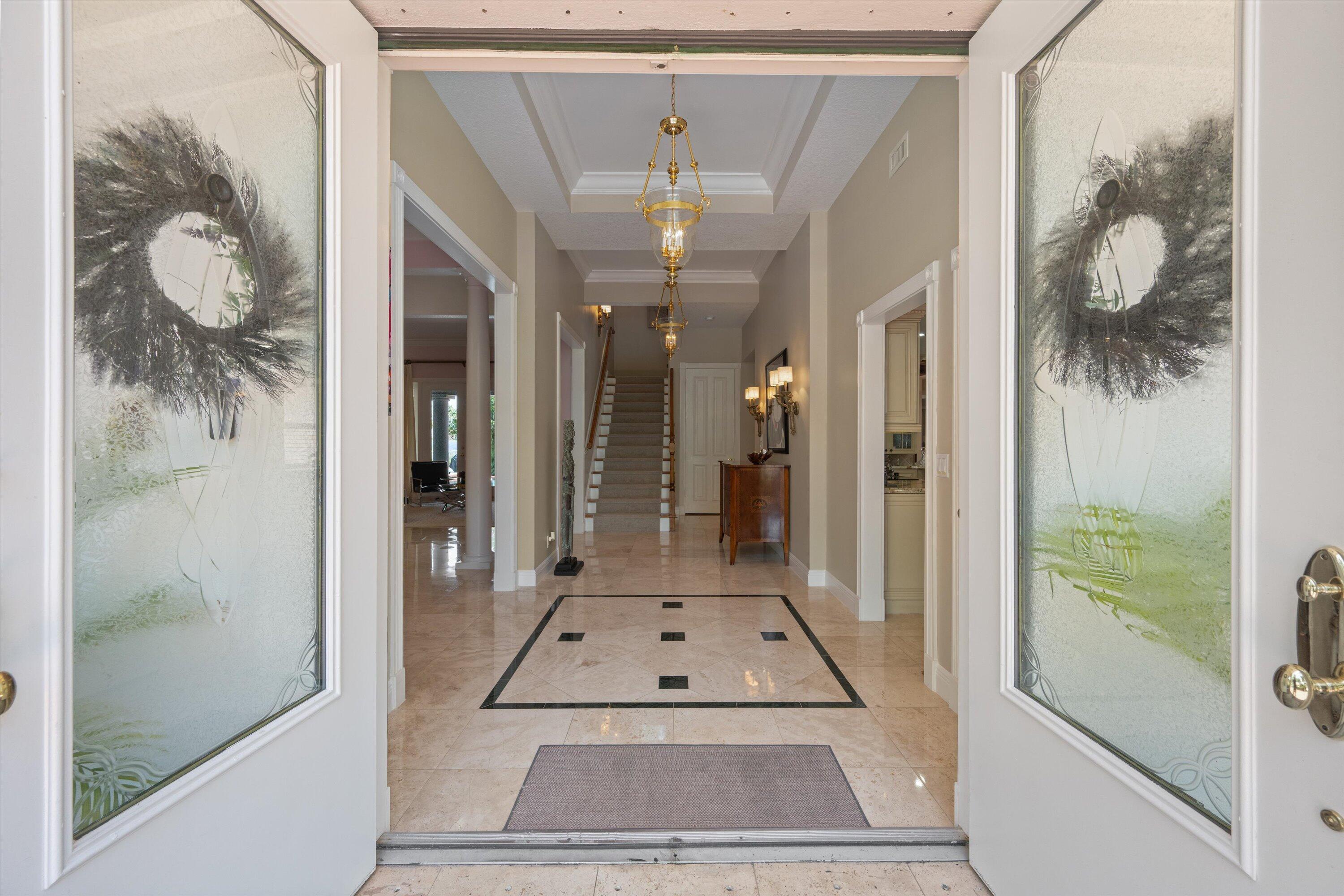 2 Firestone Circle West Palm Beach, FL 33401 - Photo 6 of 48 Foyer