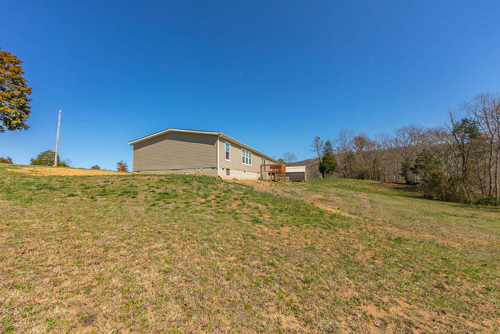 182 Robinette Road Oliver Springs, TN 37840 - Photo 2 of 22 FMN_5645-1