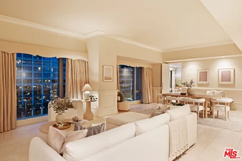 $1,949,000 | 10727 Wilshire Boulevard, Unit 501, Los Angeles, CA 90024