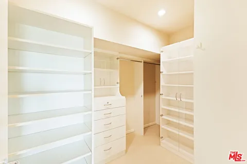 $1,949,000 | 10727 Wilshire Boulevard, Unit 501, Los Angeles, CA 90024