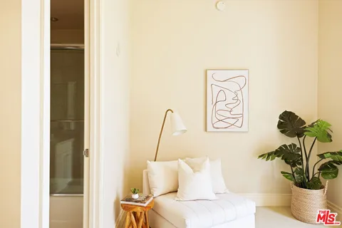 $1,949,000 | 10727 Wilshire Boulevard, Unit 501, Los Angeles, CA 90024