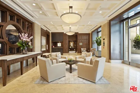 $1,949,000 | 10727 Wilshire Boulevard, Unit 501, Los Angeles, CA 90024