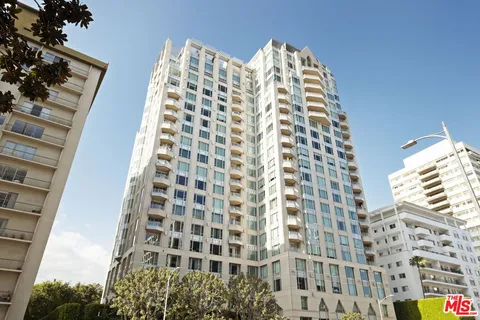 $1,949,000 | 10727 Wilshire Boulevard, Unit 501, Los Angeles, CA 90024