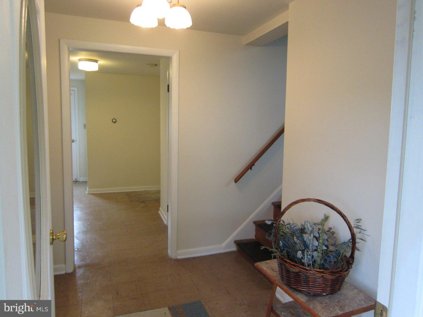 5556 Silo Hill Road Doylestown, PA 18902 - Photo 10 of 14 Foyer