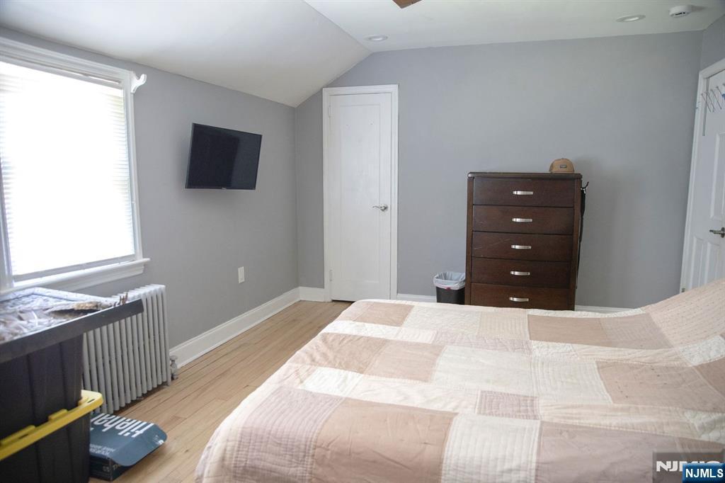 22 Warren Road Fair Lawn, NJ 07410 - Photo 17 of 45