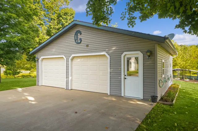 $825,000 | 5325 Stimson Road, Middleville, MI 49333