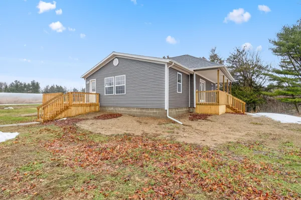 $285,000 | 10191 Wood Road, North Adams, MI 49262