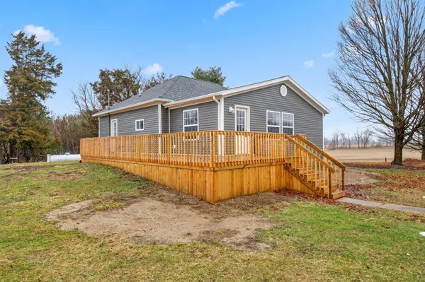 $285,000 | 10191 Wood Road, North Adams, MI 49262