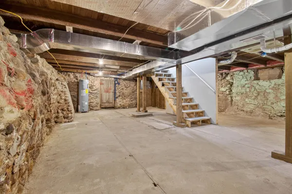 $285,000 | 10191 Wood Road, North Adams, MI 49262