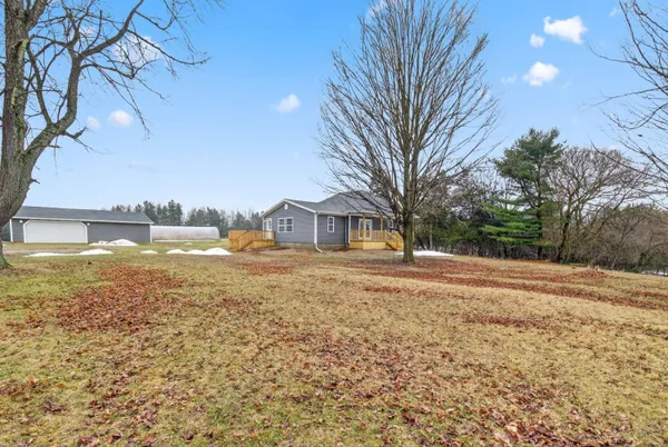 $285,000 | 10191 Wood Road, North Adams, MI 49262