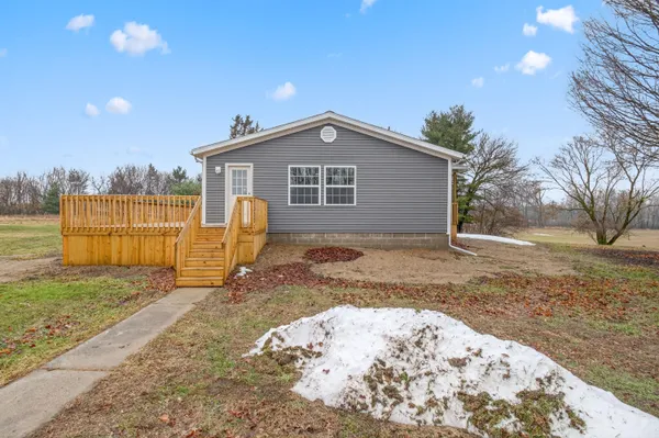 $285,000 | 10191 Wood Road, North Adams, MI 49262