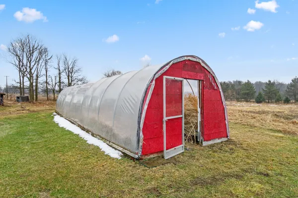 $285,000 | 10191 Wood Road, North Adams, MI 49262