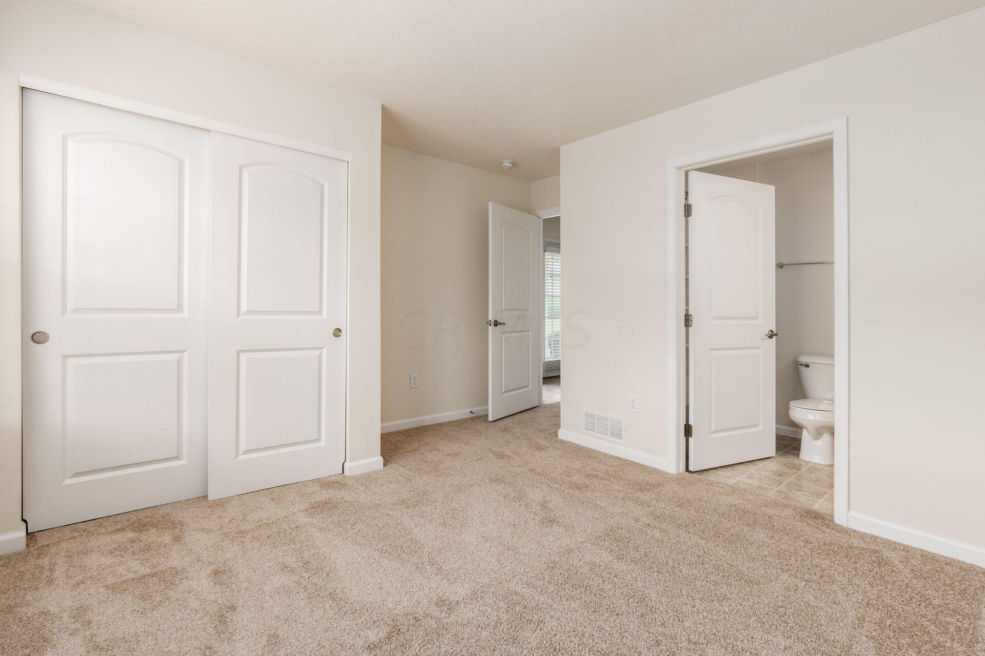 7965 Ravine Run Lane Columbus, OH 43235 - Photo 20 of 31 2nd Bedroom