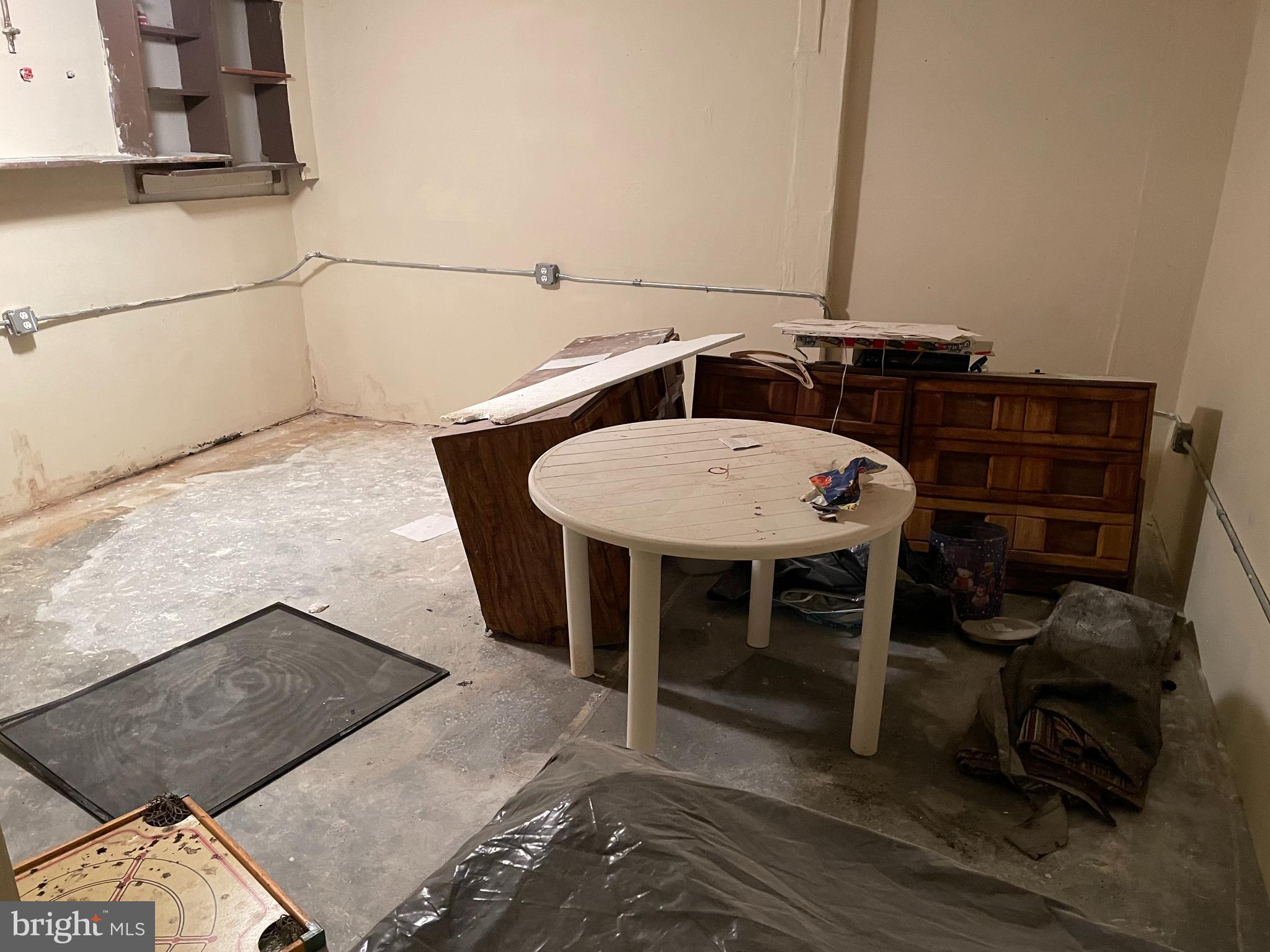 3156 Apple Road Northeast, Unit 18 Washington, DC 20018 - Photo 16 of 16 a view of a workspace with furniture