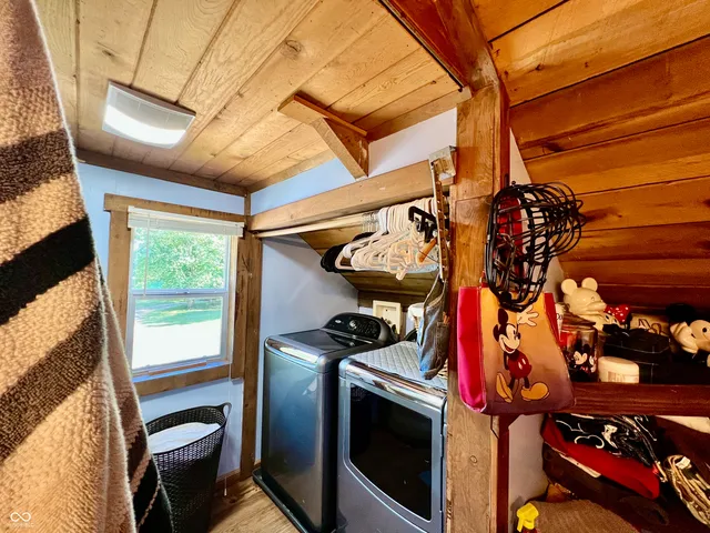 $249,900 | 7932 Mt Nebo Road, Columbus, IN 47201