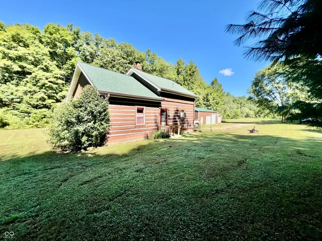 $249,900 | 7932 Mt Nebo Road, Columbus, IN 47201